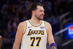 周最佳提名：东契奇、杜兰特、亚历山大、库明加、米勒在列_JRS直播资讯