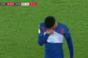 巴萨再伤一人！替补出场的巴尔德受伤主动示意换人_JRS直播资讯